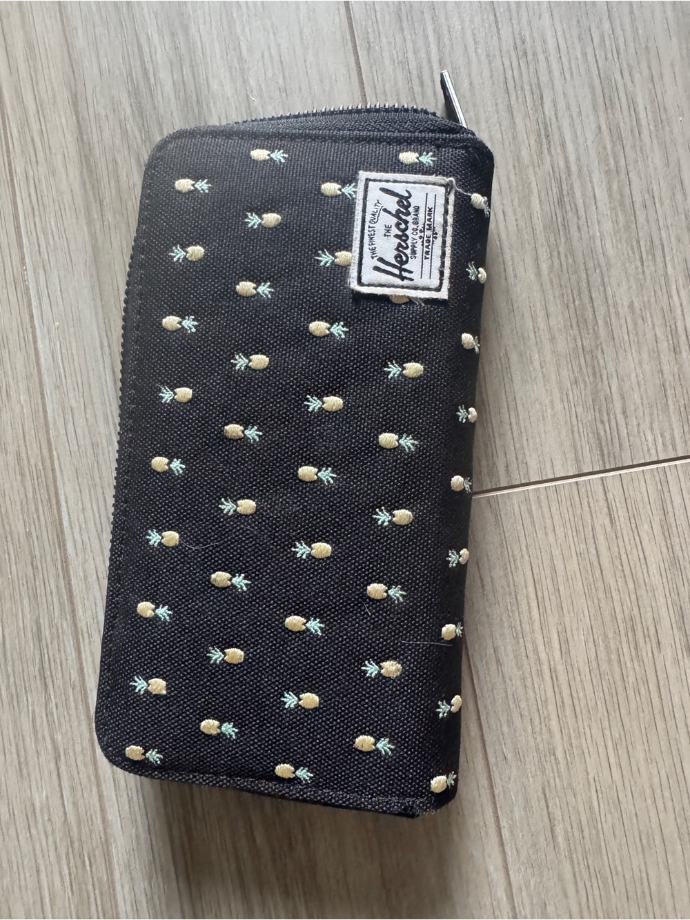 Herschel Black Pineapple Pattern Zip Wallet